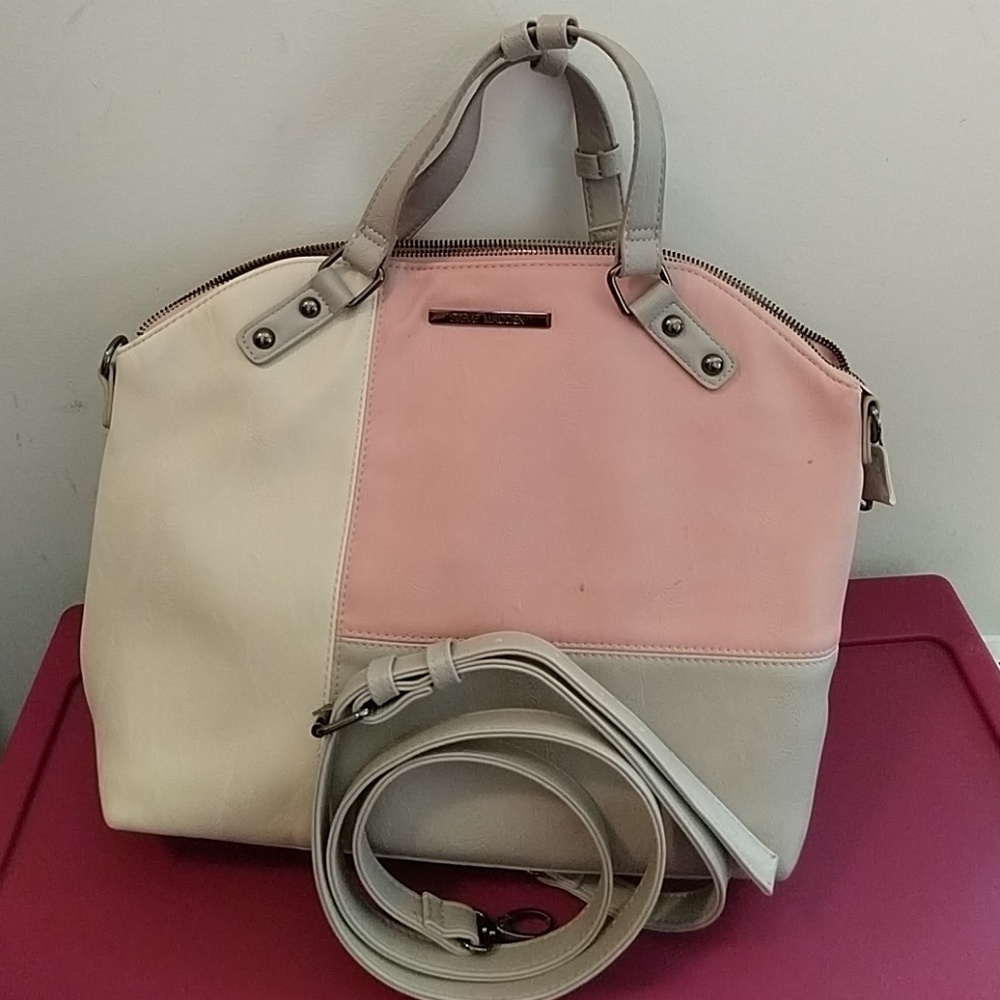 Steve Madden springtime handbag